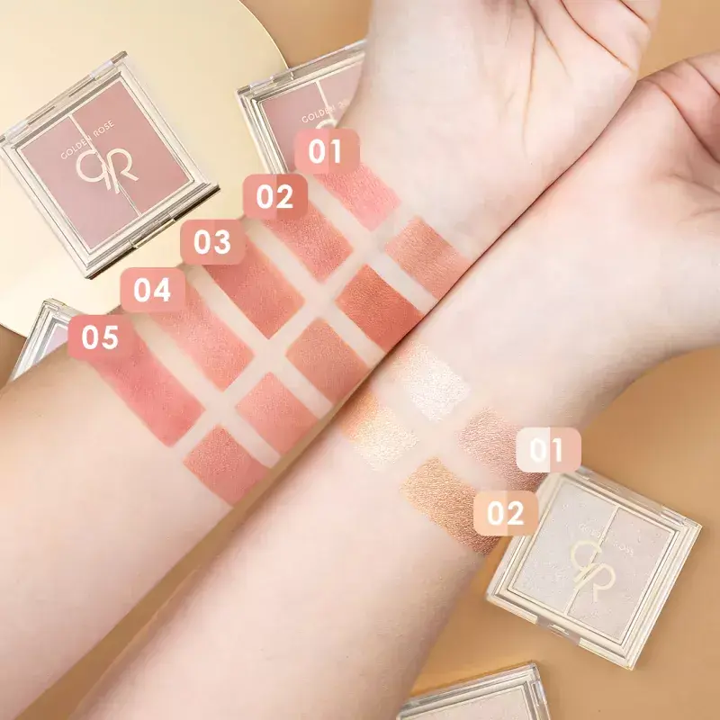 Golden Rose Iconic Blush Duo-hand-h.webp