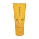 کرم ضد آفتاب و ضد لک بدون رنگ لافارر مخصوص پوست های خشک و معمولی SPF50 حجم 40 میل