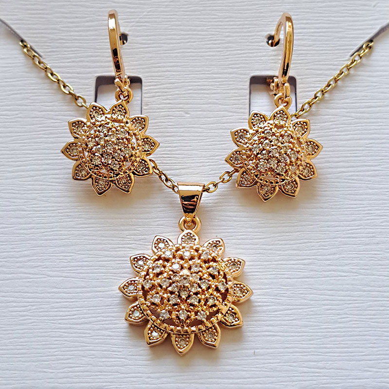 نیم ست زنانه تیتانیوم مدل گل کد w-se-33