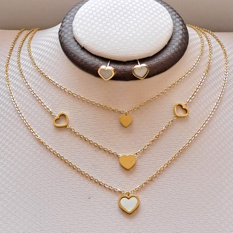 نیم ست زنانه سه ردیفه استیل مدل قلب کد w-se-184