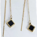 گوشواره بخیه ای مدل مربع نگین مشکی