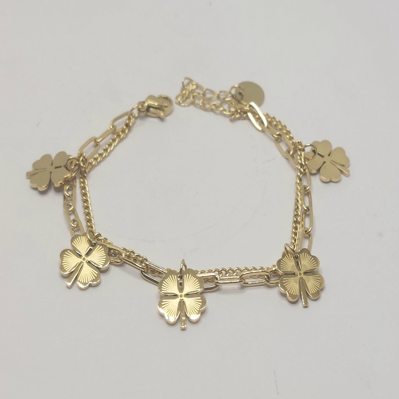 دستبند مدل گل چهار برگ