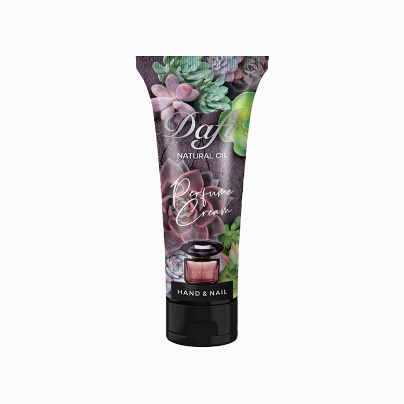 کرم عطری دست و ناخن دافی با رایحه ورساچه کریستال نویر حجم 75 میل 
