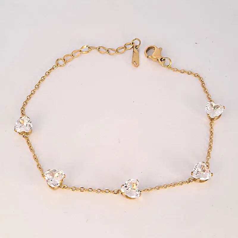 دستبند زنانه نگین دار طرح قلب استیل w-br-207