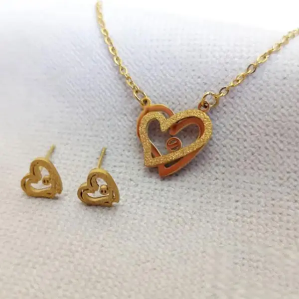 نیم ست استیل مدل قلب کد w-se-318